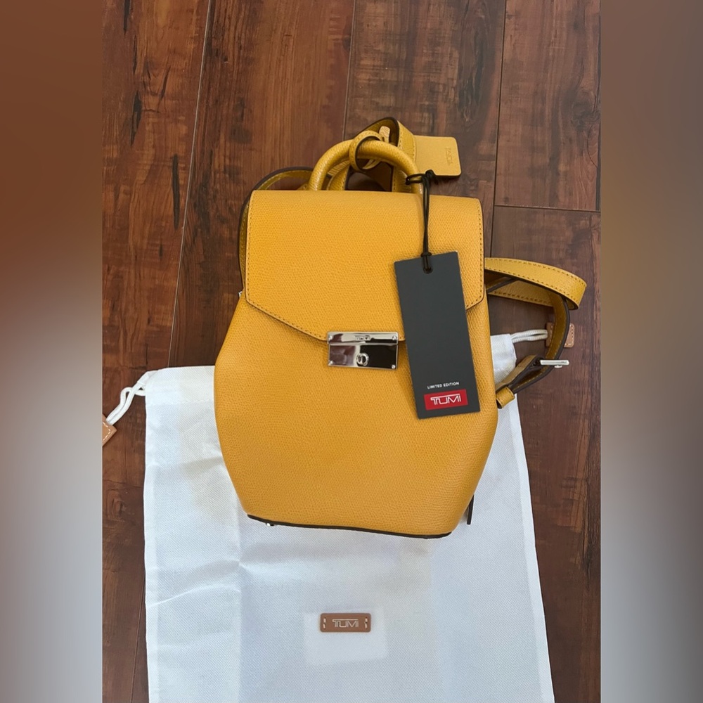 TUMI 
MINI BACKPACK